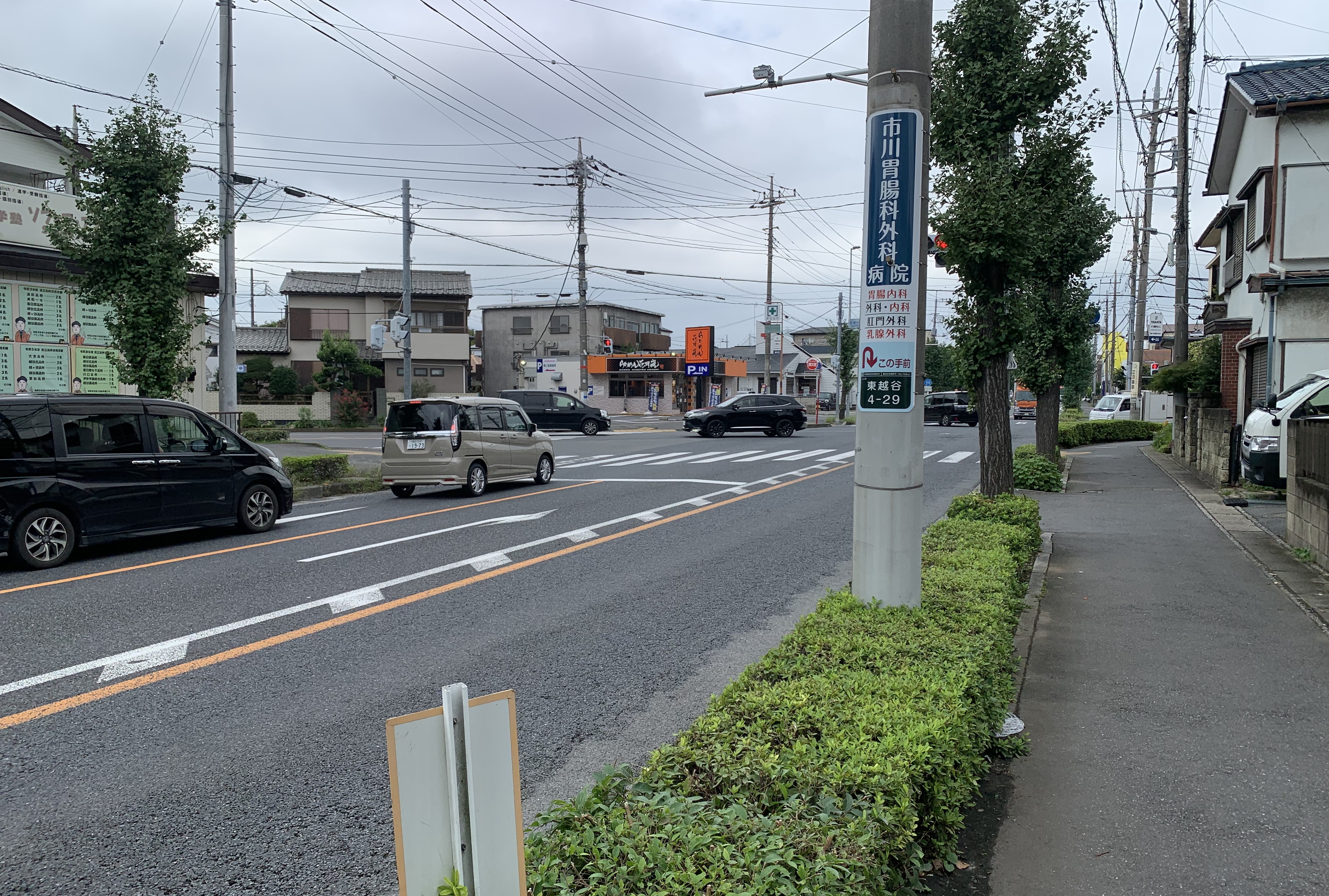 ハローストレージ東越谷の前面道路