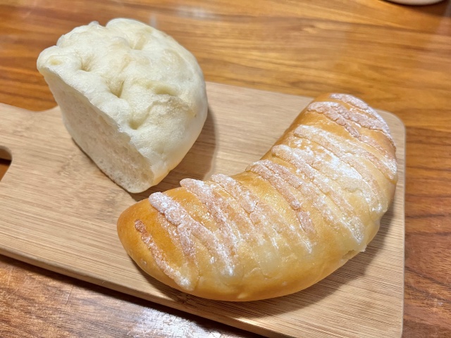 バナナクリームぱんともちもちフォカッチャ