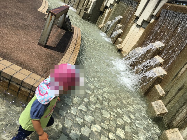花田第二公園の滝